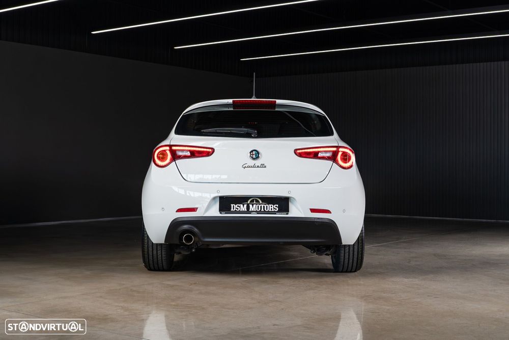 Alfa Romeo Giulietta 1.6 JTDm Exclusive - 4