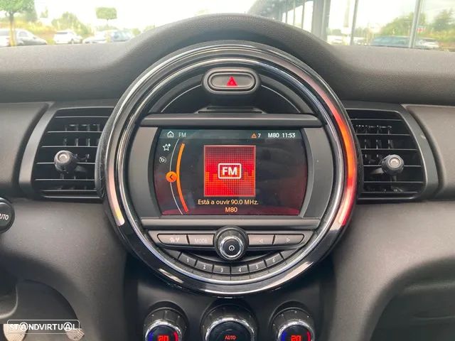 MINI 5 Portas One Essential - 21