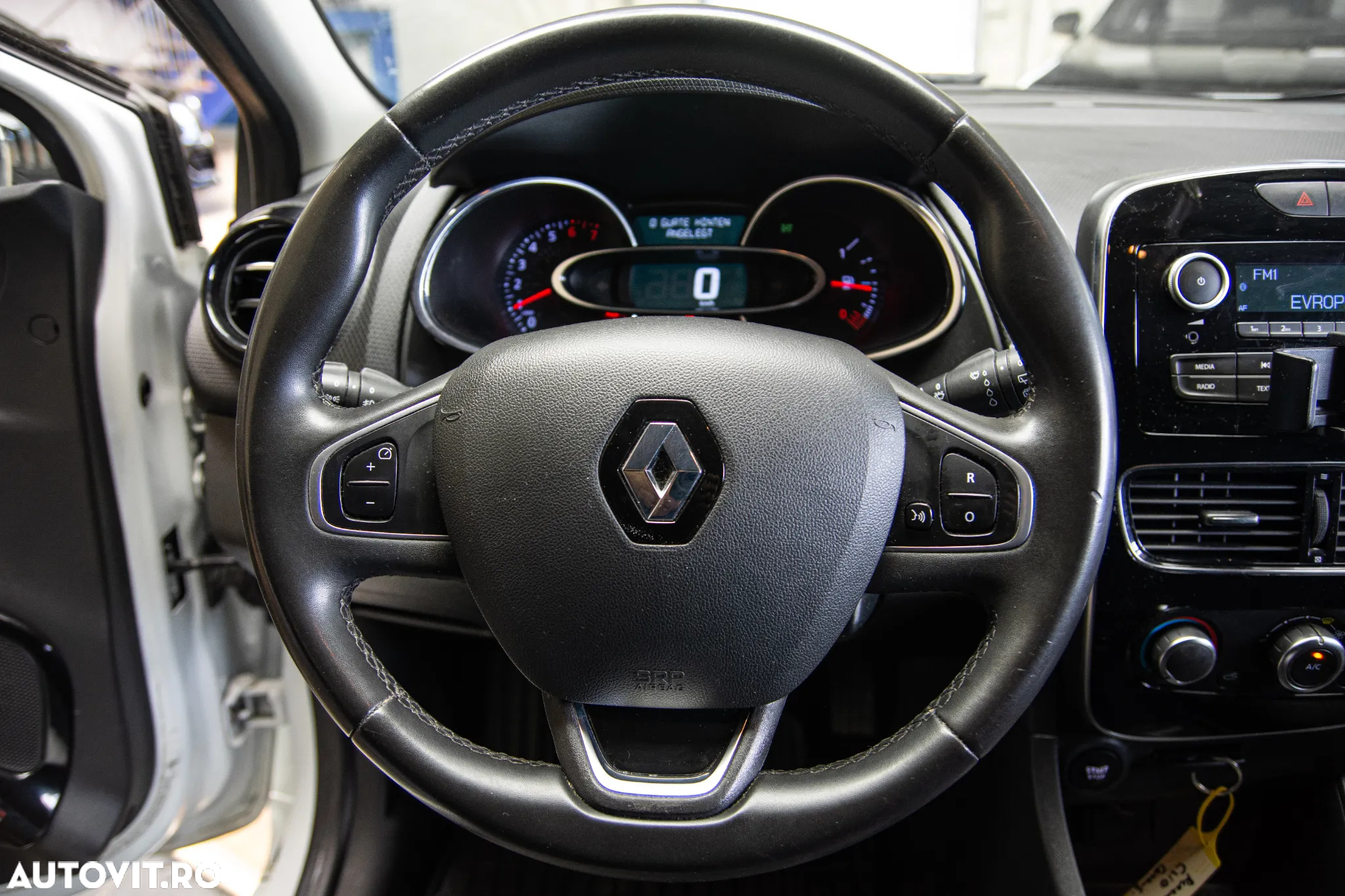 Renault Clio IV 0.9 TCe Life - 24