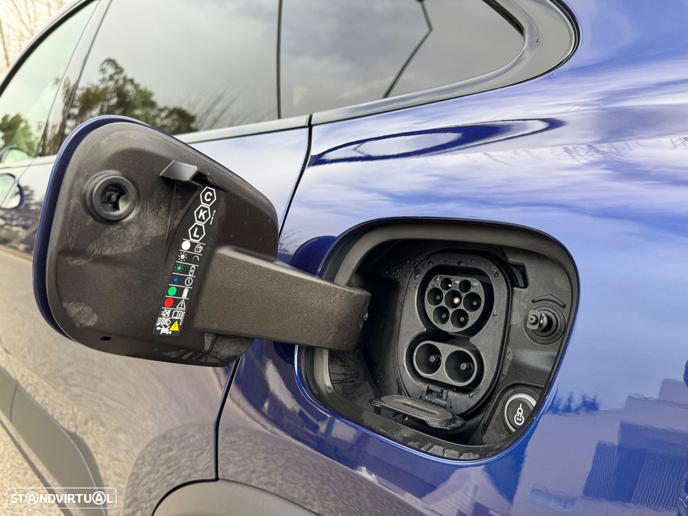 Porsche Macan Electric 4 - 10