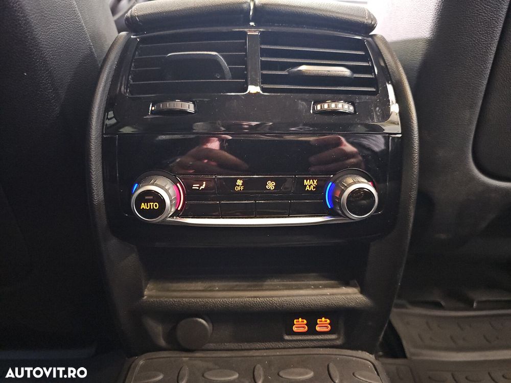 BMW Seria 5 520d Aut. Sport Line - 15