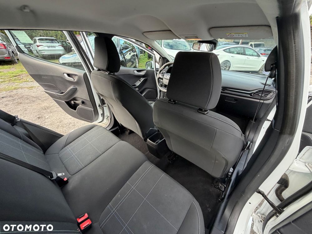Ford Fiesta - 13
