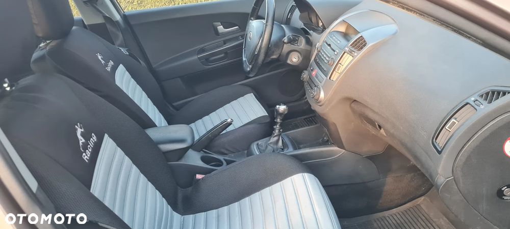 Kia Ceed 1.6 Crdi Comfort - 8