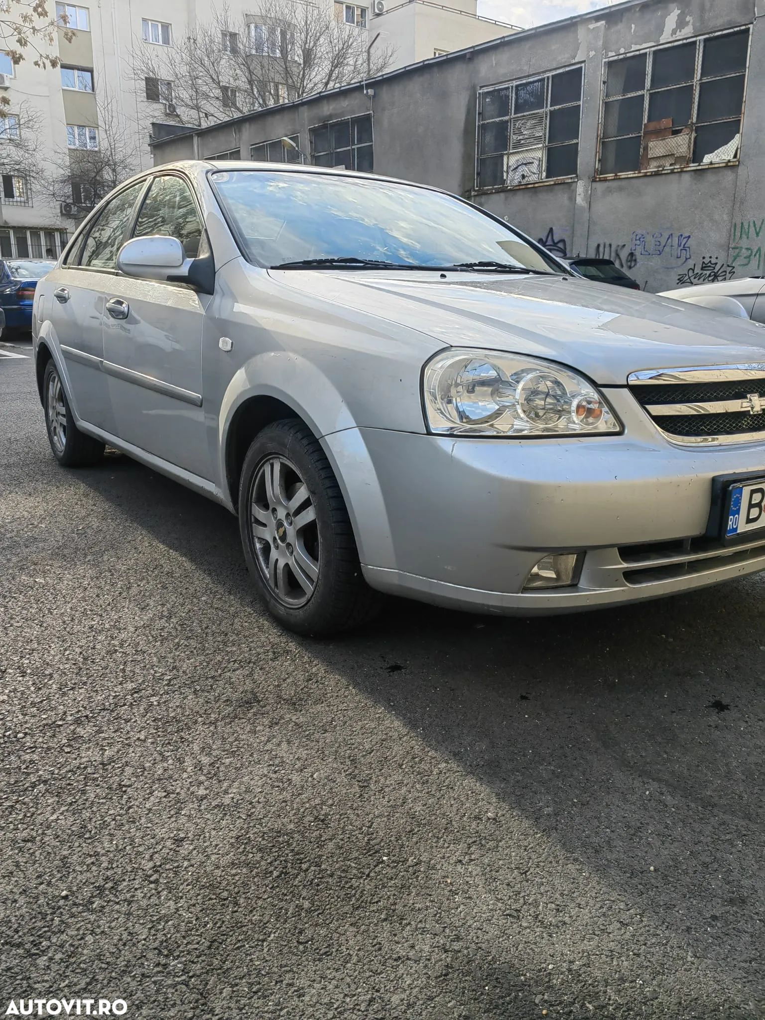 Chevrolet Lacetti - 1
