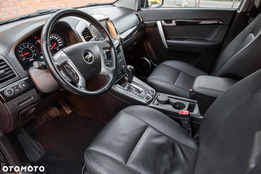 Chevrolet Captiva - 15