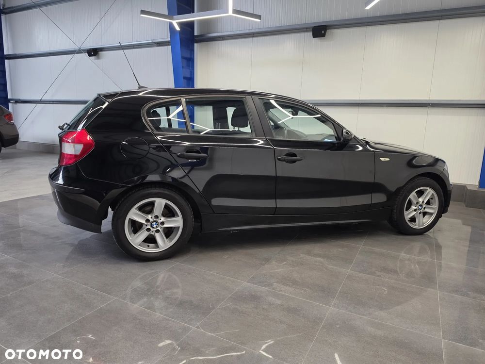 BMW Seria 1 116i - 21