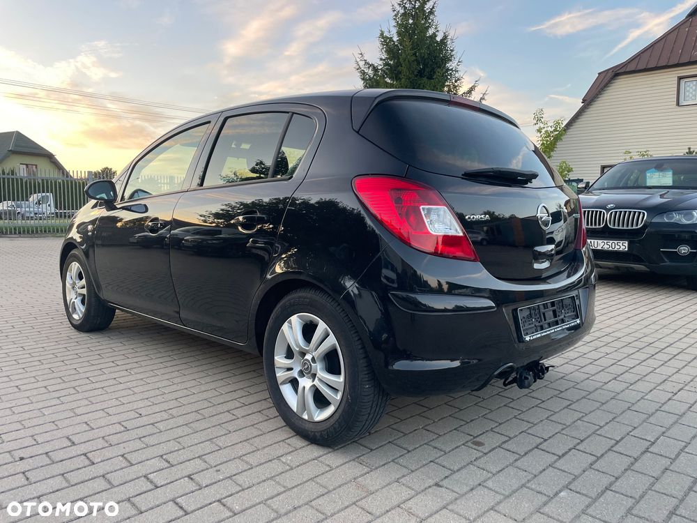 Opel Corsa 1.2 16V Edition / Active - 2