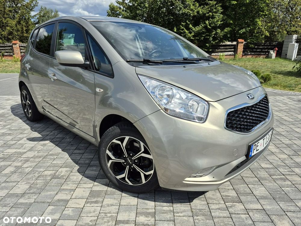 Kia Venga - 13