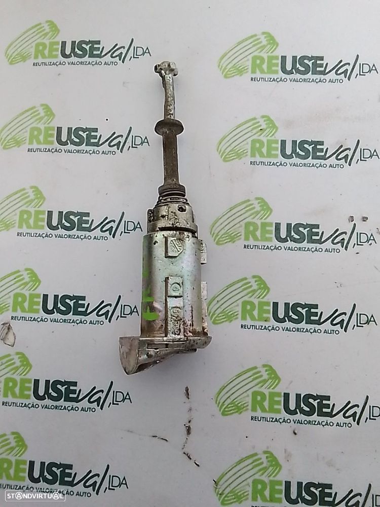 Canhão De Porta Fr Esq Renault Megane Iii Hatchback (Bz0/1_) - 1