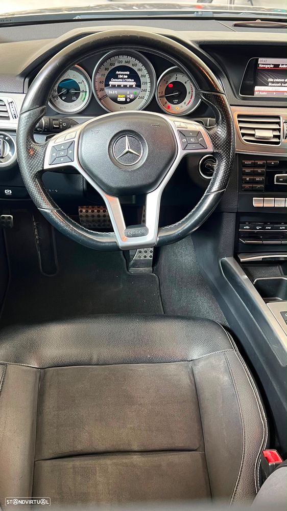Mercedes-Benz E 300 Bluetec Hybrid Avantgarde - 12
