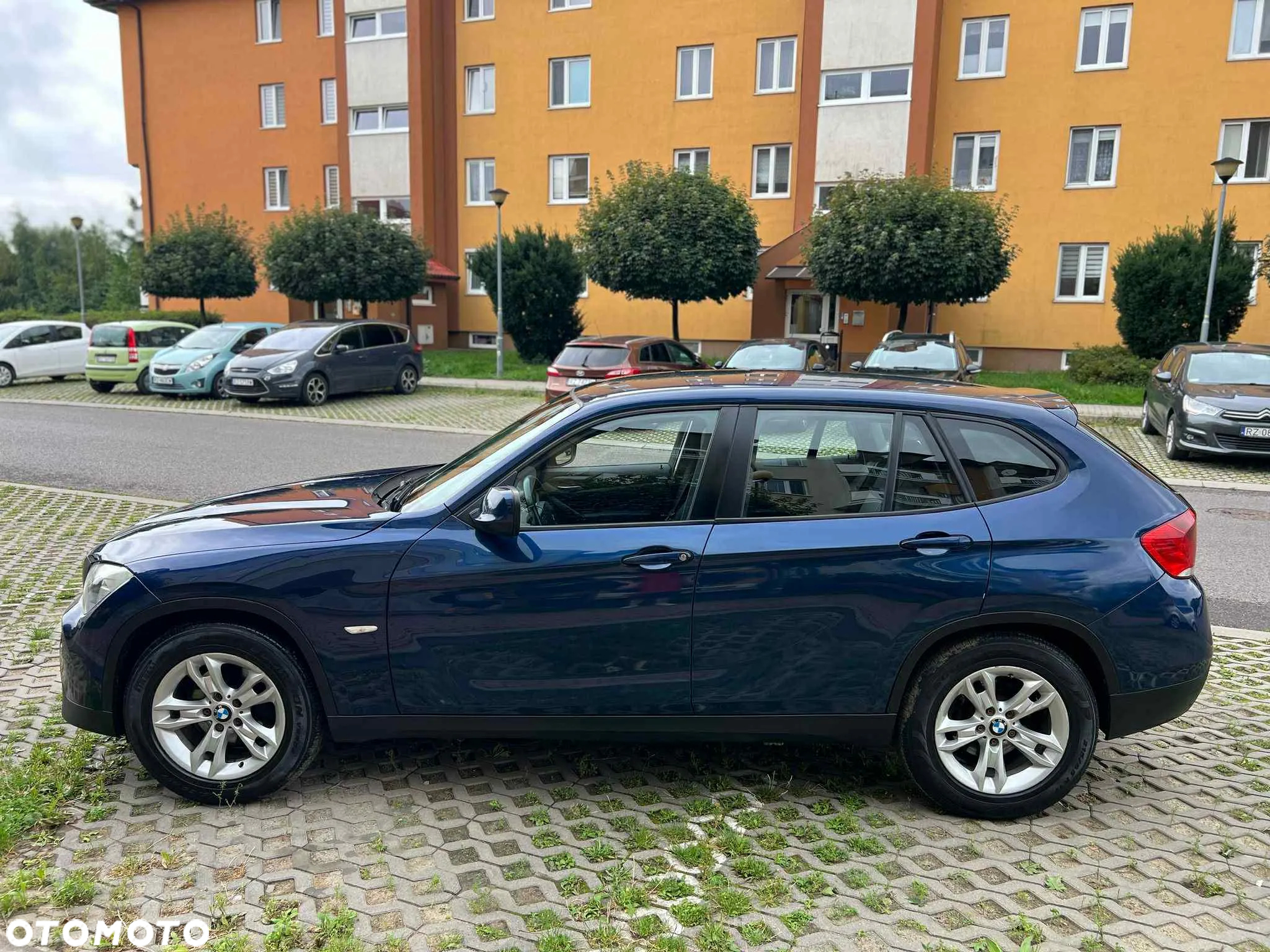 BMW X1 sDrive20d - 10