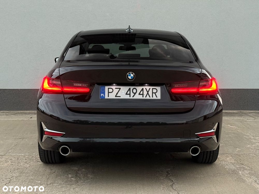 BMW Seria 3 320d xDrive Luxury Line - 4
