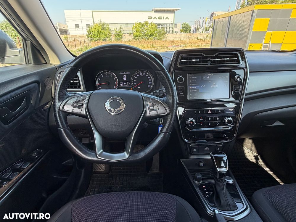 SSANGYONG Tivoli 2022 — imagine 9