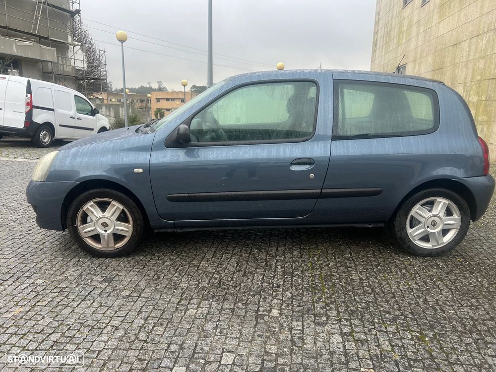 Renault CLIO STORIA - 5