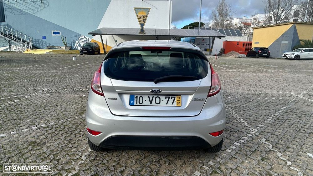 Ford Fiesta 1.6 TDCI Techno ECOnetic - 4