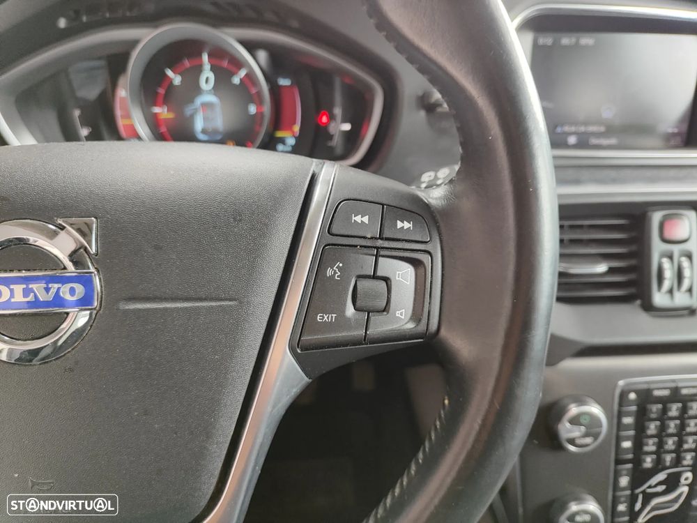 Volvo V40 D2 Momentum - 30
