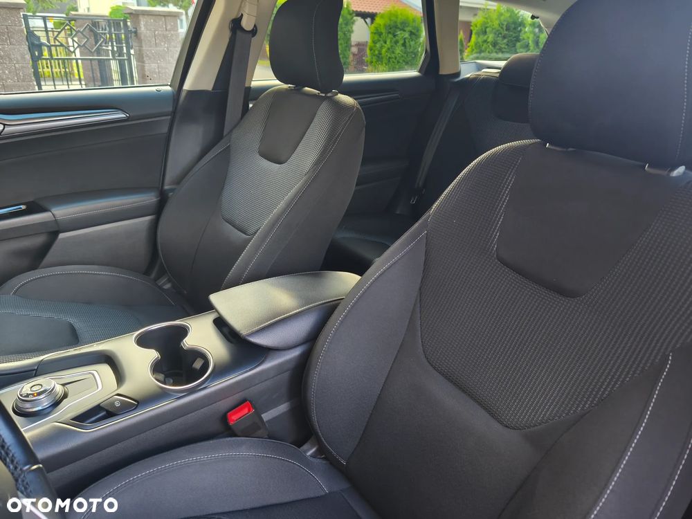 Ford Mondeo 2.0 EcoBlue Titanium - 14