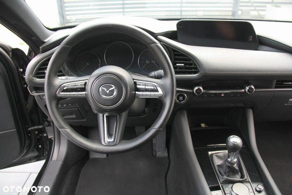 Mazda 3 2.0 mHEV Exclusive Line - 23