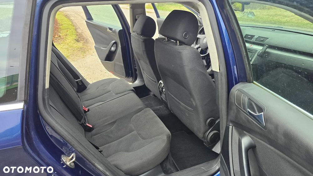 Volkswagen Passat 1.9 TDI DPF Individual - 29