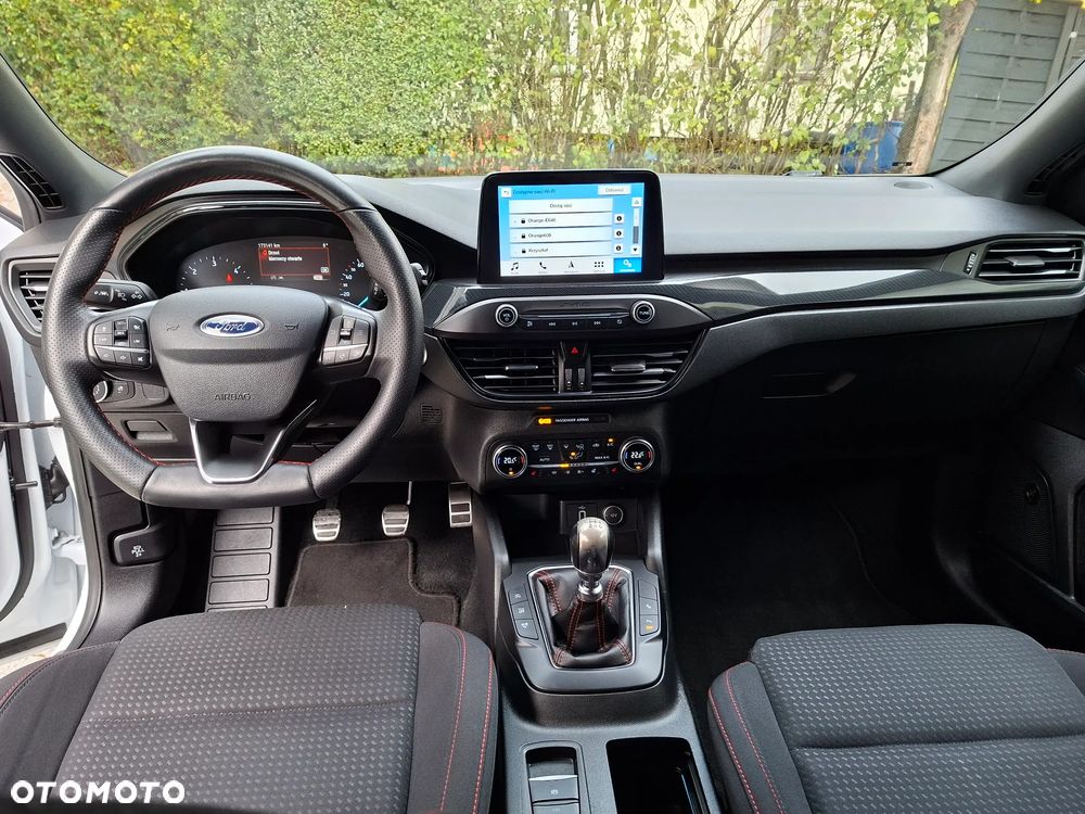 Ford Focus 2.0 EcoBlue ST-Line - 13