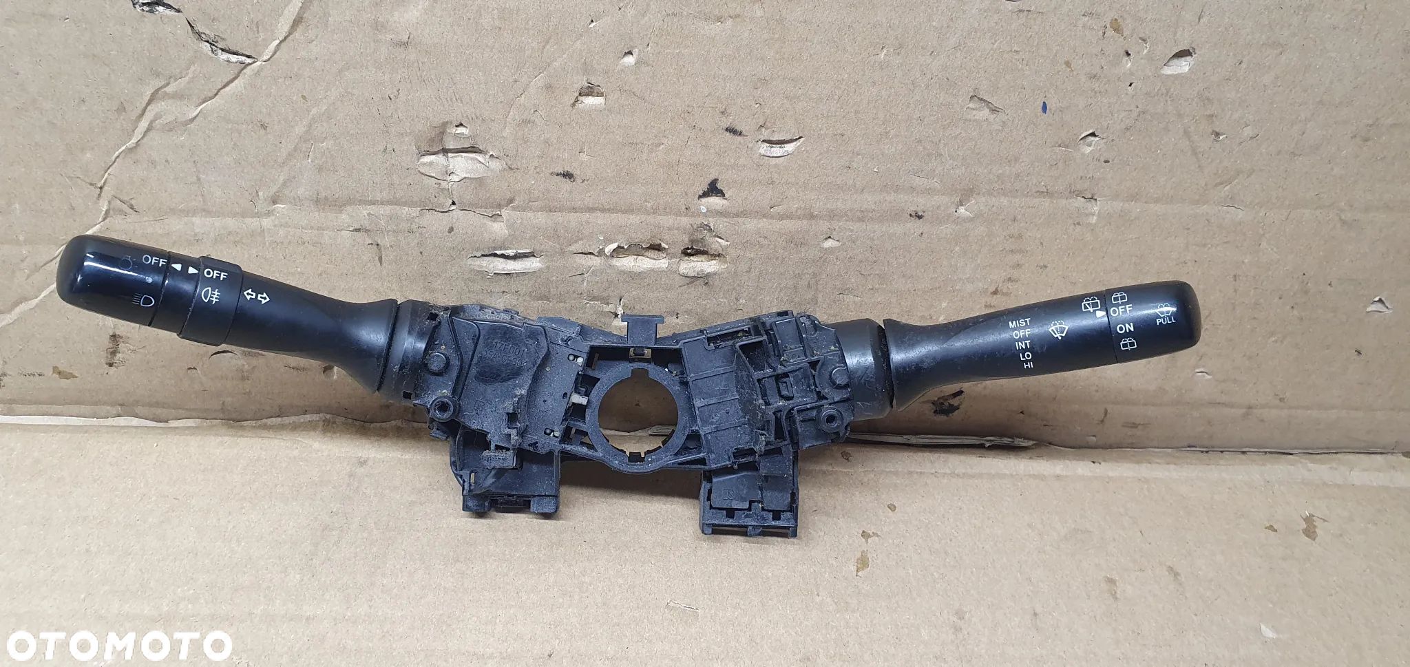 Przełącznik zespolony manetki Toyota Aygo 17F001 173848 - 1