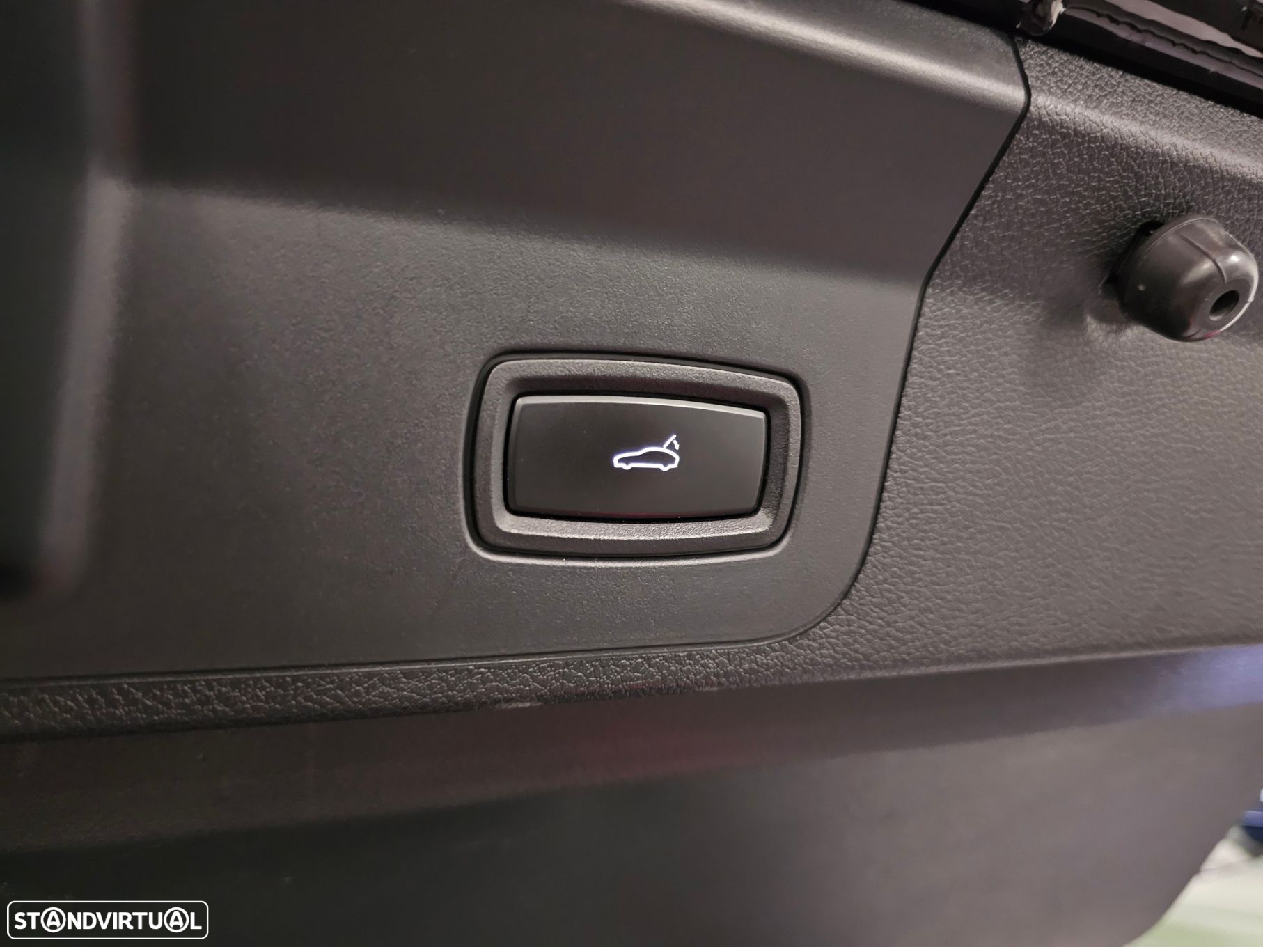Porsche Panamera 4 E-Hybrid Platinum Edition - 34