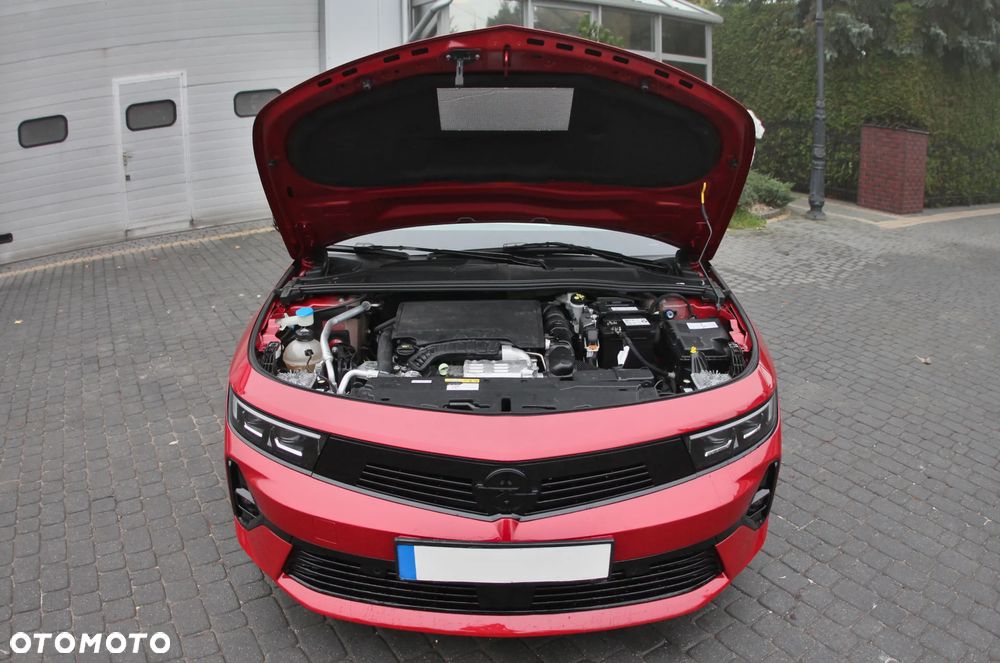 Opel Astra 1.2 Turbo Automatik GS - 38
