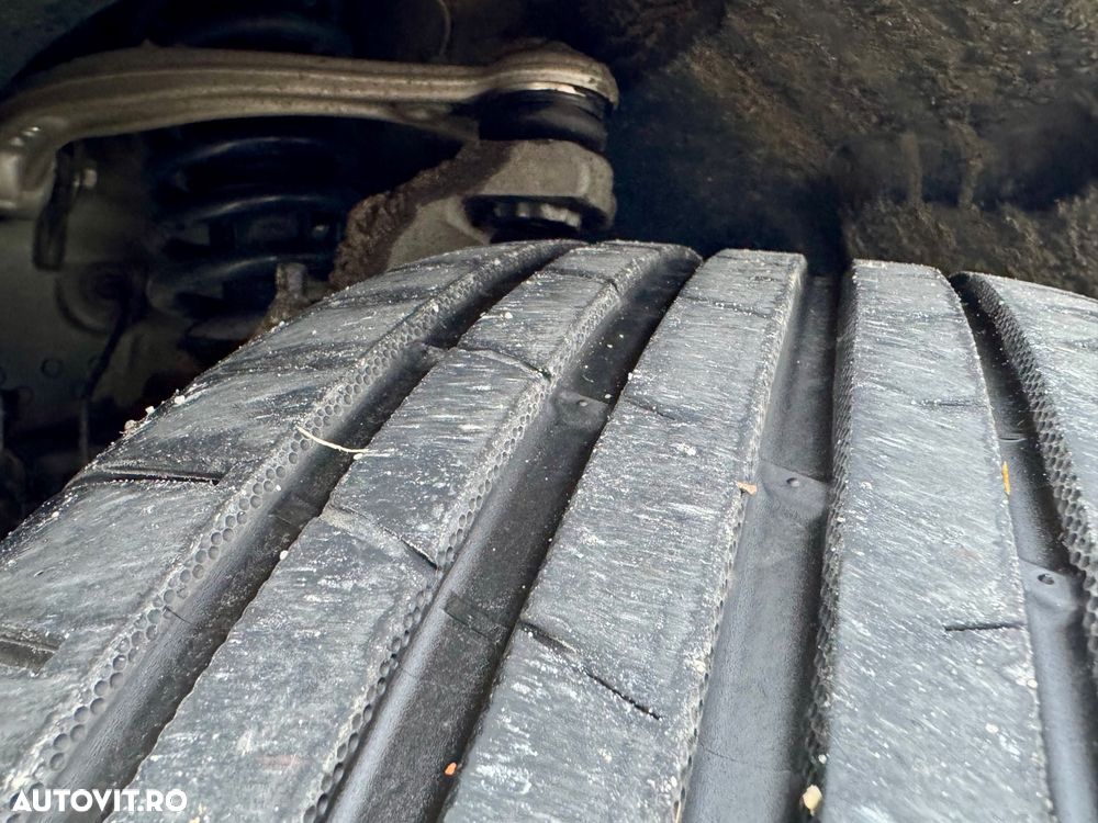 Mercedes-Benz GLC - 16