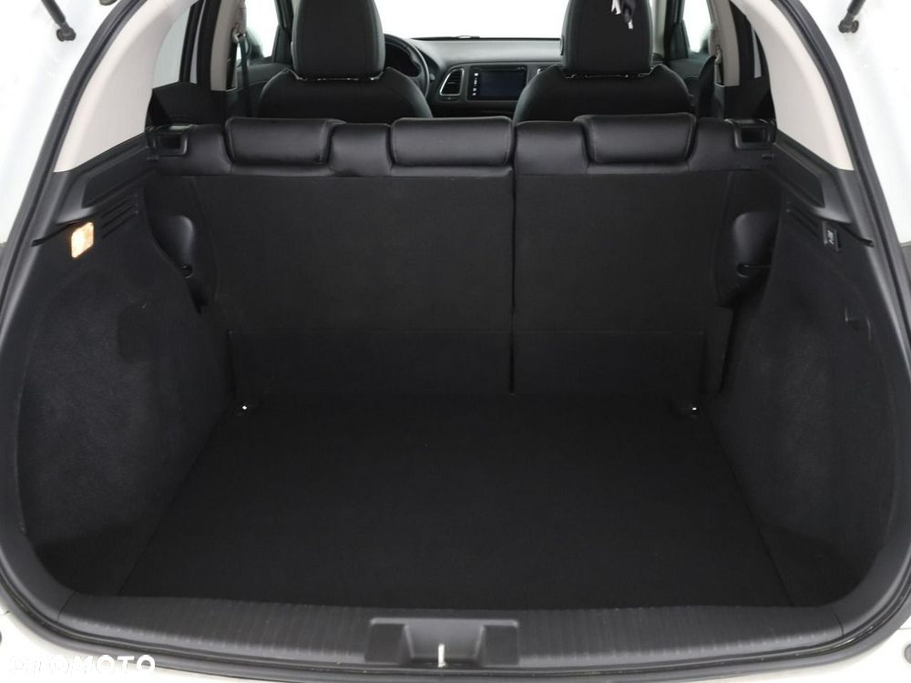 Honda HR-V 1.5 i-VTEC CVT Executive - 21