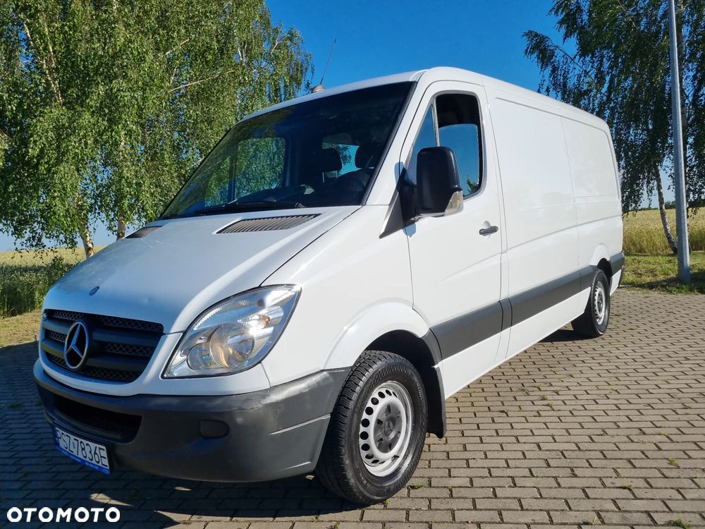 Mercedes-Benz Sprinter - 1