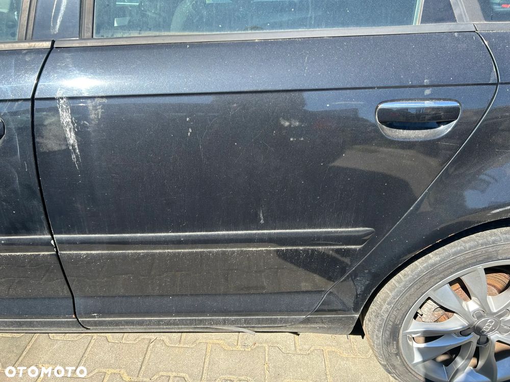 DRZWI PRAWY LEWY TYŁ KOMPLETNE AUDI A3 8P LIFT SPORTBACK - 2