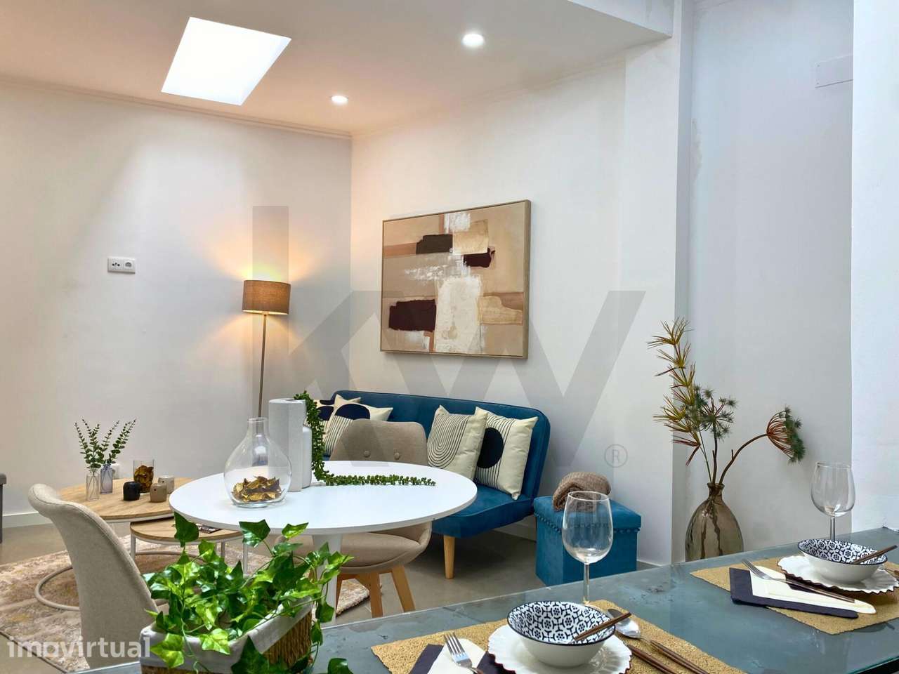 Apartamento T3 Renovado nos Anjos com Charme e Luz Natural — Baixa d - Grande imagem: 2/29