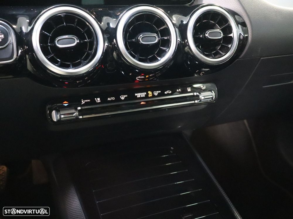 Mercedes-Benz GLA 250 e Progressive - 21
