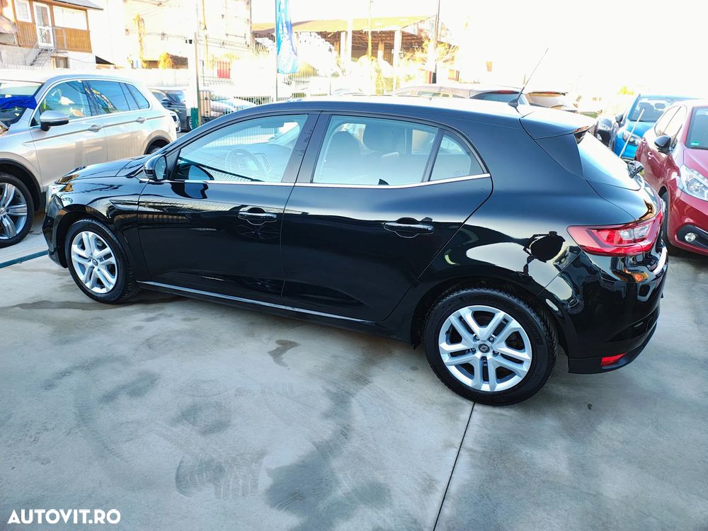 Renault Megane BLUE dCi 115 BUSINESS EDITION - 10