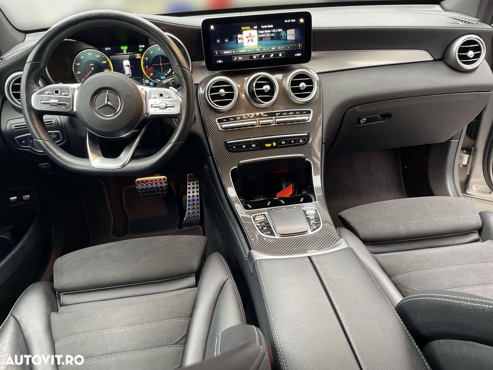Mercedes-Benz GLC Coupe 300 4MATIC MHEV - 10