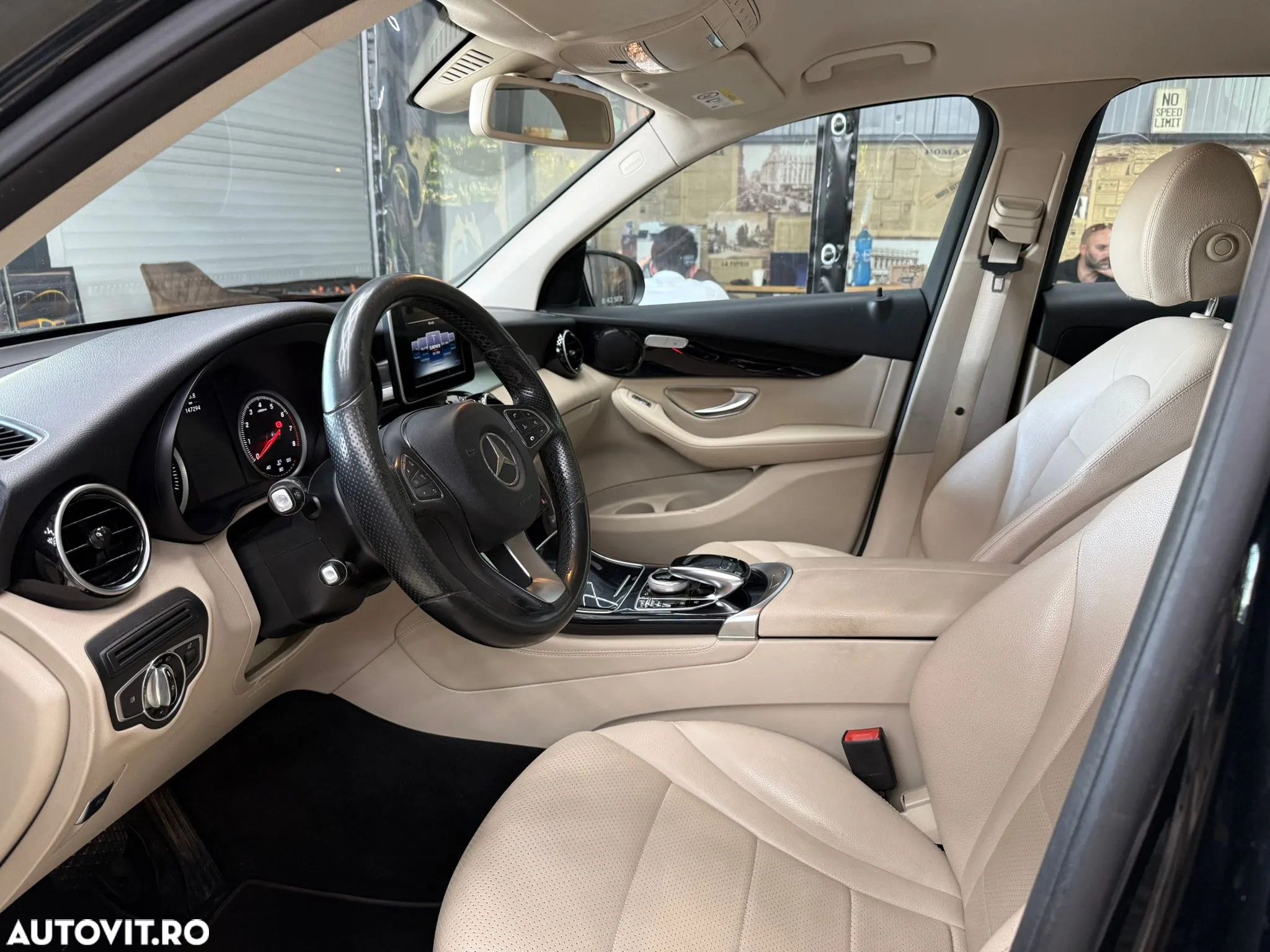 Mercedes-Benz GLC 250 4MATIC - 20