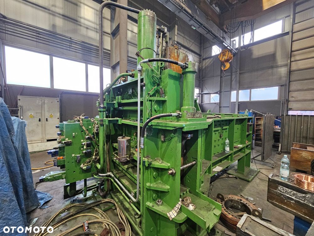 Inny Paczkarka HENSCHEL 30 x 30