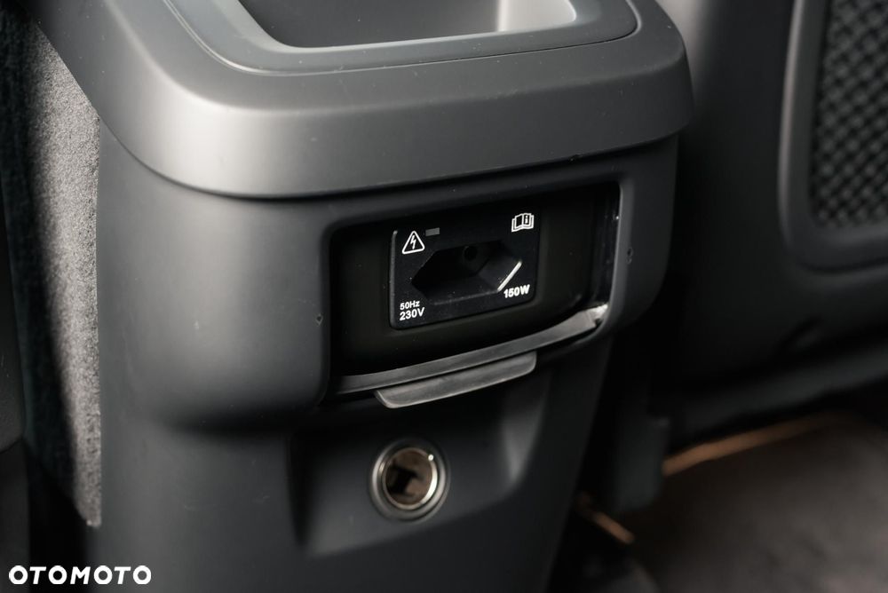 Volvo XC 90 D5 AWD R-Design - 34