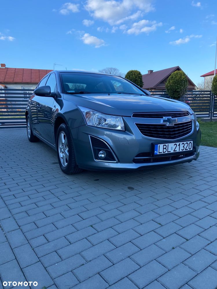 Chevrolet Cruze 1.8 LT+ - 1