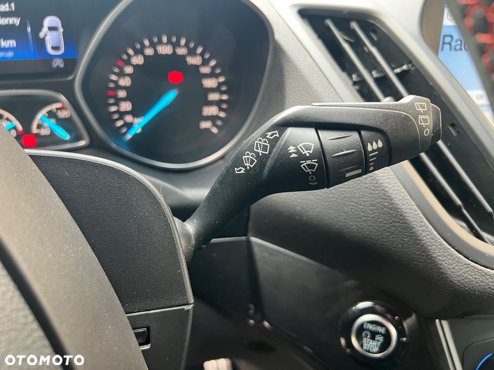 Ford Kuga 1.5 TDCi 2x4 ST-Line - 28