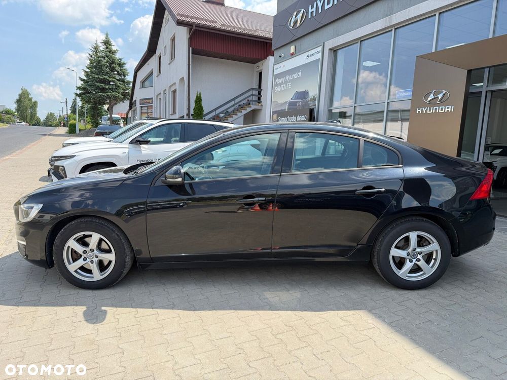 Volvo S60 T3 Drive-E Kinetic - 3