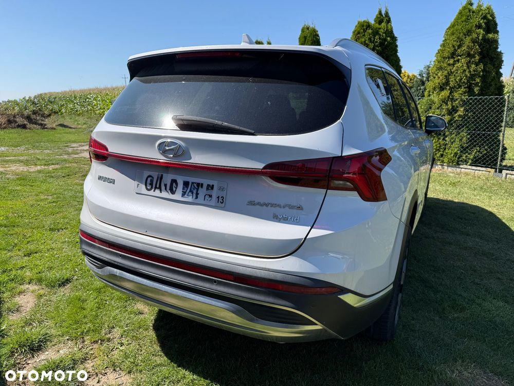 Hyundai Santa Fe 1.6 T-GDI HEV Executive - 4