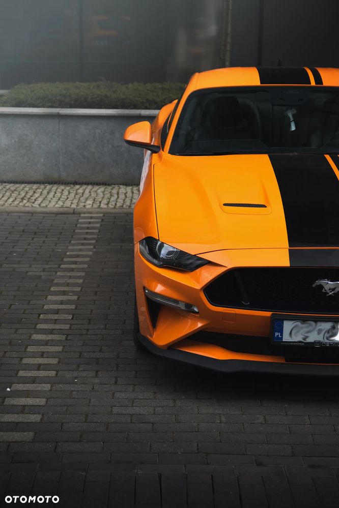 Ford Mustang - 22
