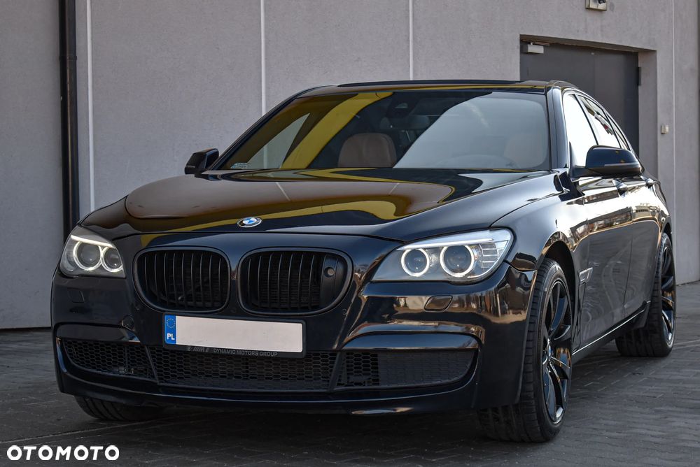 BMW Seria 7 740d Edition Exclusive - 3