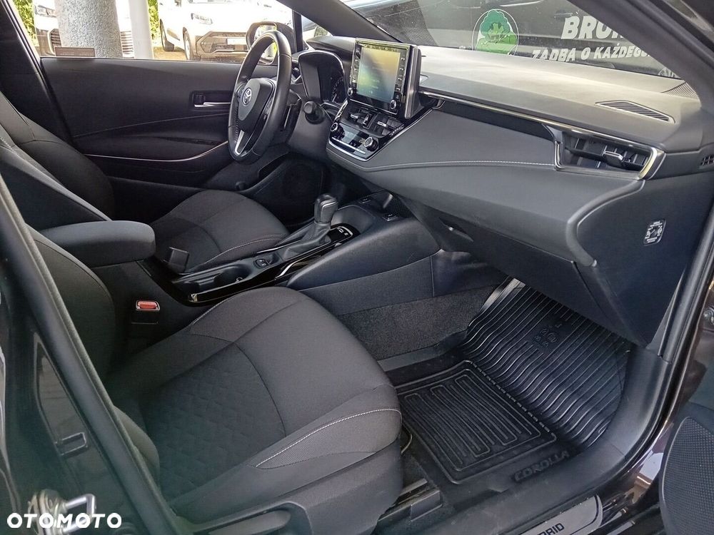 Toyota Corolla 2.0 Hybrid Comfort - 5