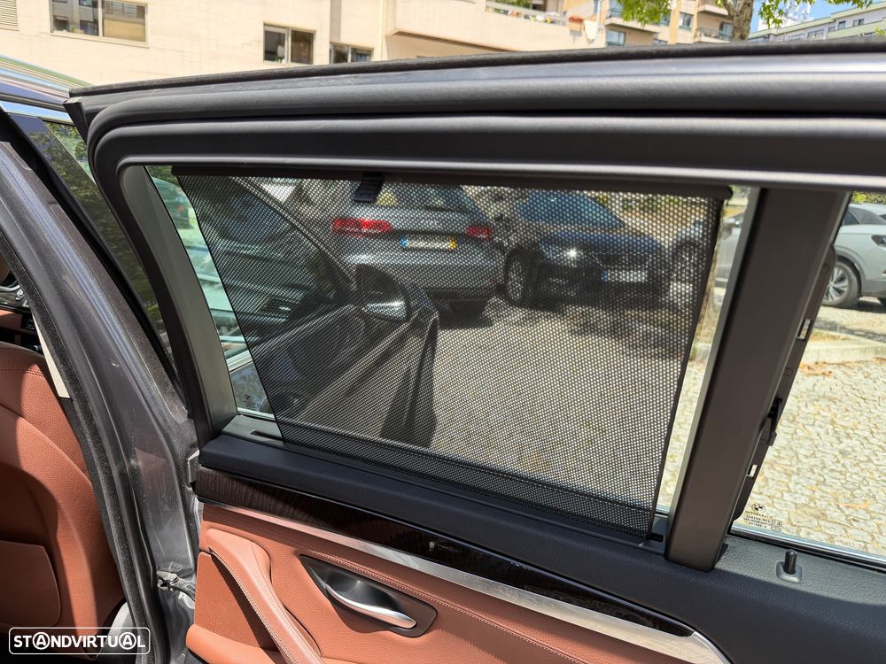 BMW 520 d Line Luxury Auto - 13