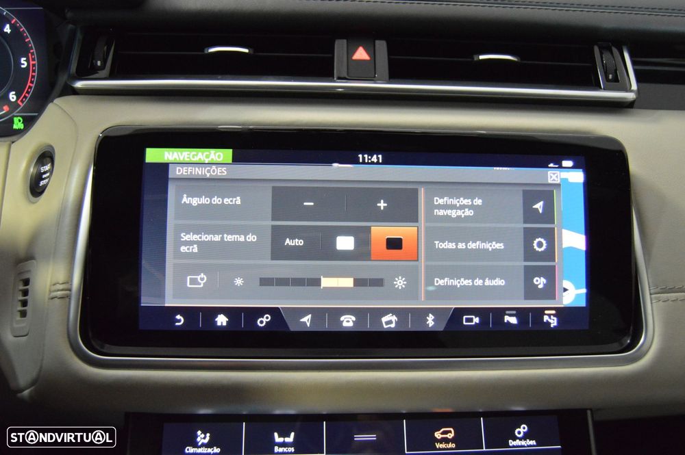 Land Rover Range Rover Velar 3.0 D R-Dynamic HSE - 42