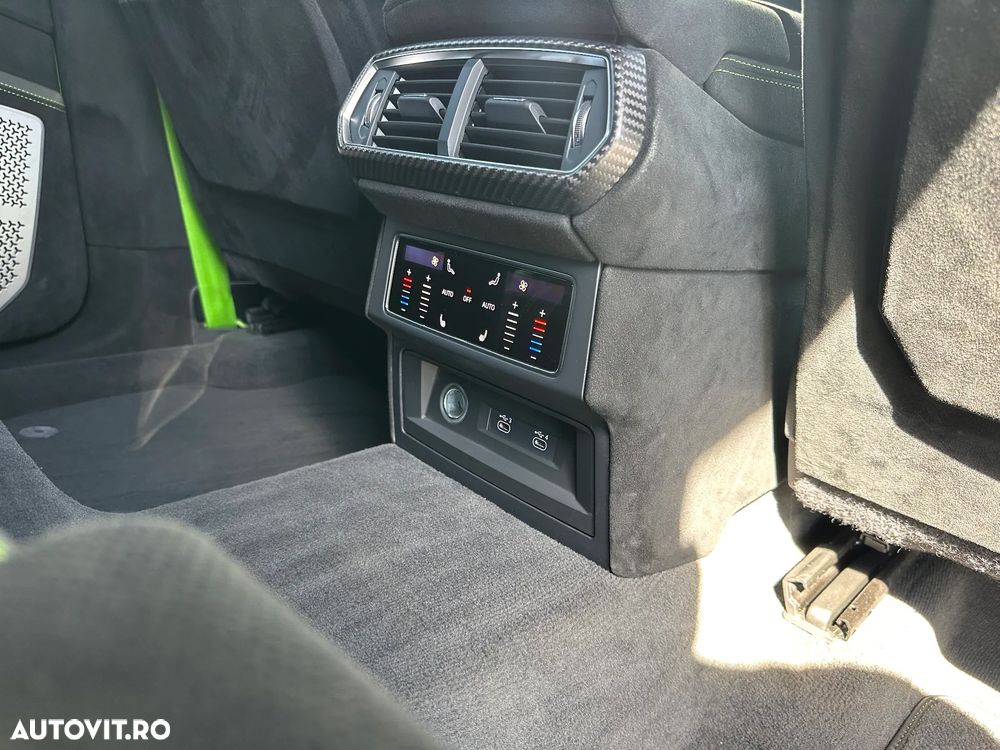 Lamborghini URUS - 10