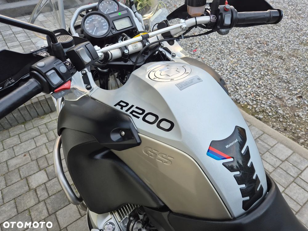 BMW R - 28