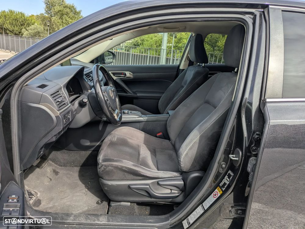Lexus CT 200h Executive - 4